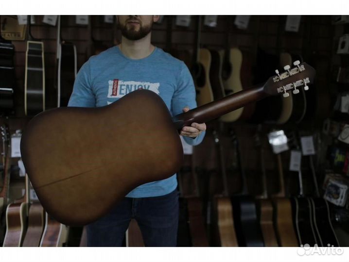 Амистар M-51 с широким грифом акустическая гитара