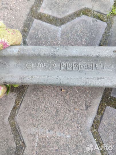 Рычаги передний нижний опорный Мерседес