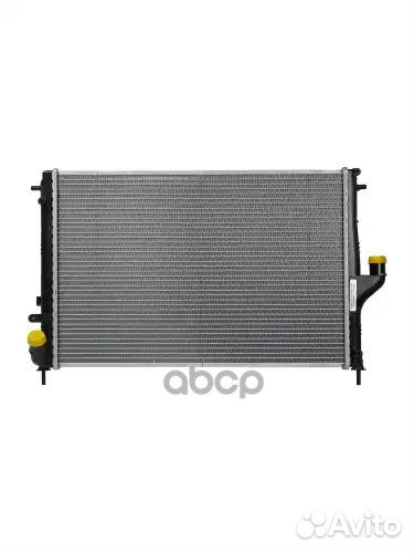 Радиатор системы охлаждения МКПП Dacia Logan