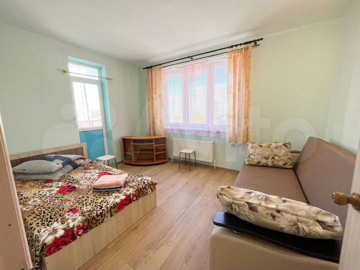 2-к. квартира, 50 м², 4/9 эт.
