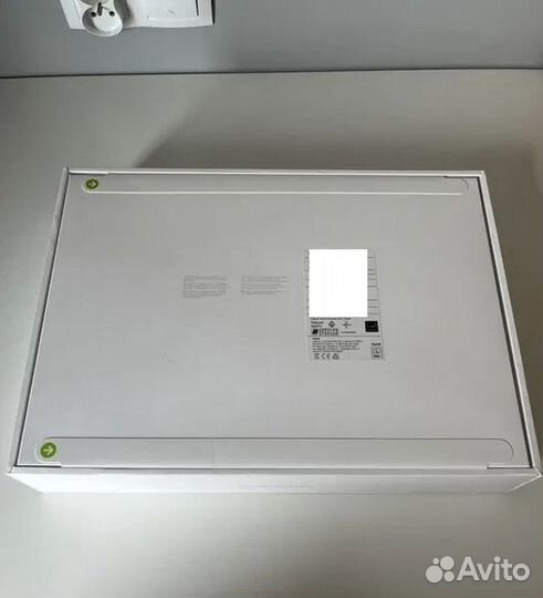 Macbook Air 15” 2023 M2 8C CPU, 10C GPU/24GB/1TB