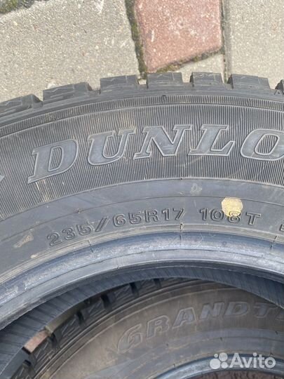 Dunlop Grandtrek Ice 02 235/65 R17