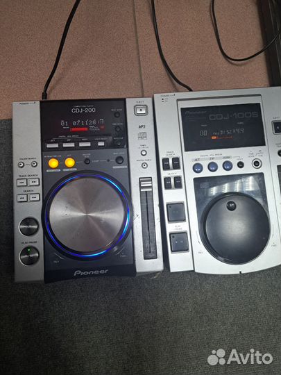 Pioneer cDJ 200