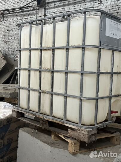 Продам емкость кубовую 1м3