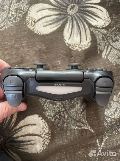 Sony PS4 геймпад новый