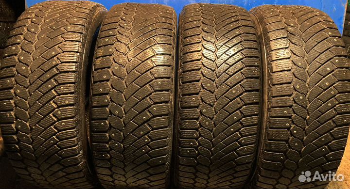 Continental ContiIceContact 4x4 235/65 R17