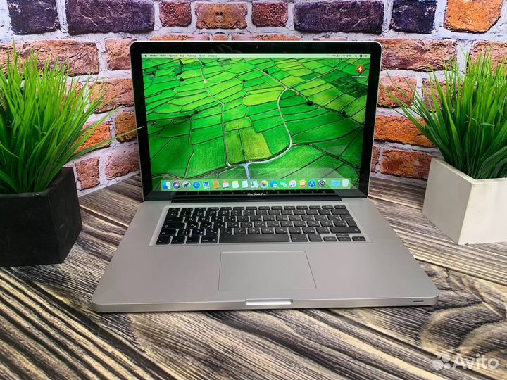 Apple MacBook Pro 15 Core i5/8gb/SSD/256gb