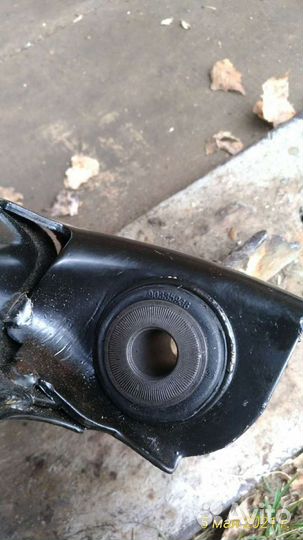 Рычаг передний левый шанс