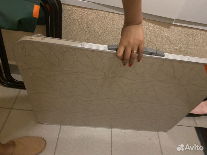 Стол со стульями для пикника