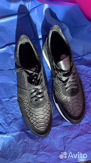 Мужские кроссовки из кожи питона