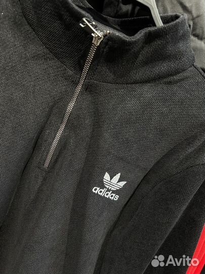 Спортивный костюм adidas