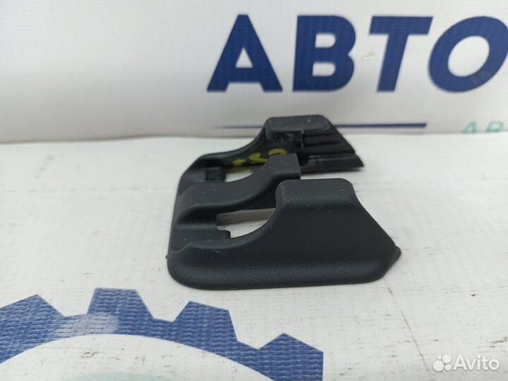 Накладка салазок сиденья Lexus Es 7 2018