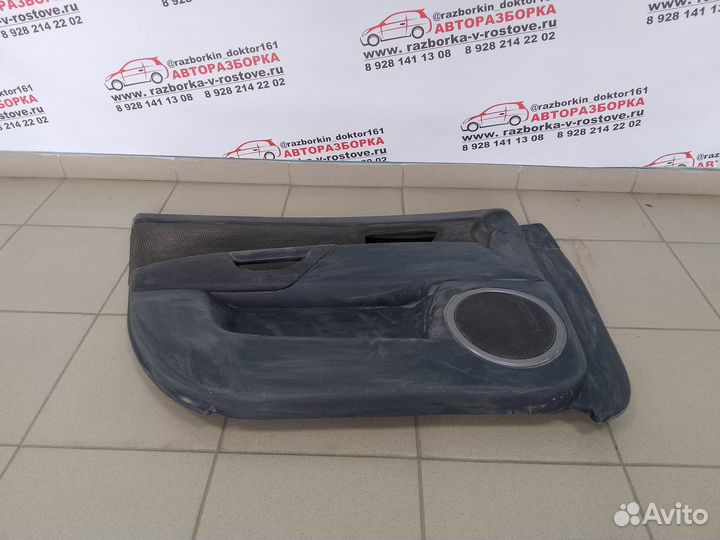 Обшивка двери передняя левая Mazda 3 BK