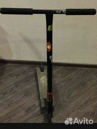 Трюкавой самокат Tech Team