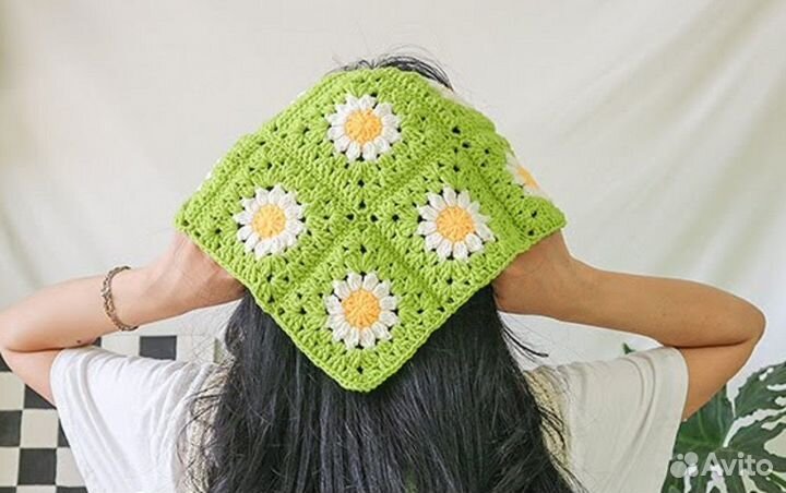 Вязаная летняя косынка