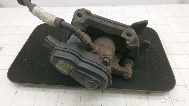 Суппорт задний правый Audi A6 4G/C7 2012