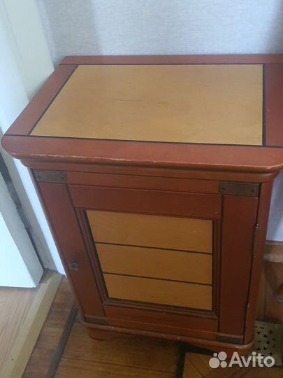Тумба прикроватная 