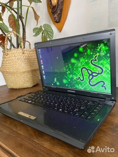 Шустрый Samsung /AMD/4гб/отл сост