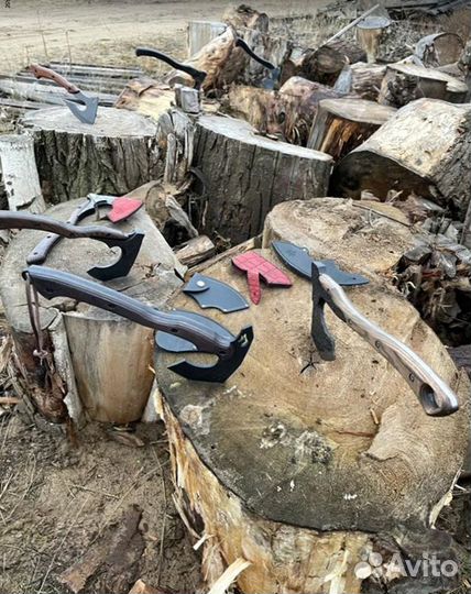 Топор кованый