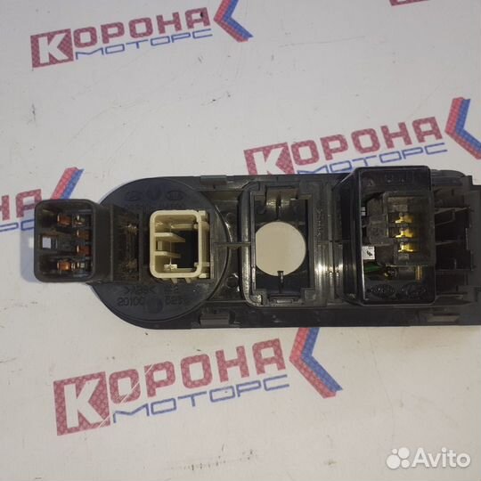 Блок управления дополнительным светом hyundai GRA