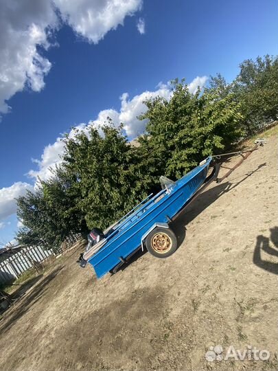 Моторная лодка Вега