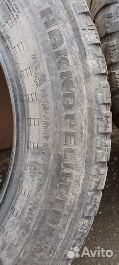Nokian Tyres Hakkapeliitta SUV 225/60 R17