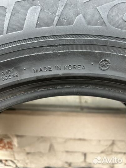 Hankook Ventus V2 AS 235/65 R17 108H