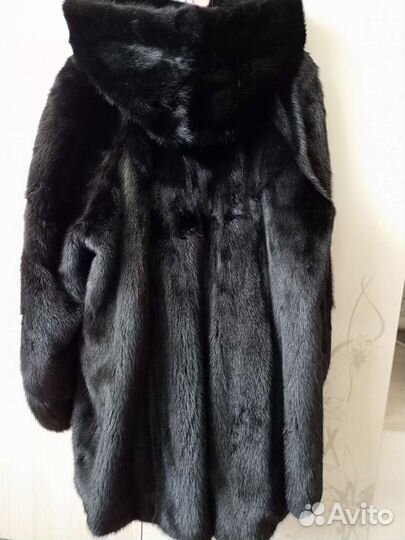 Продам шубу норковую размер 44-46