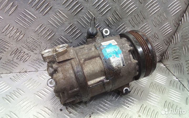 Компрессор кондиционера BMW X3 E83 2005