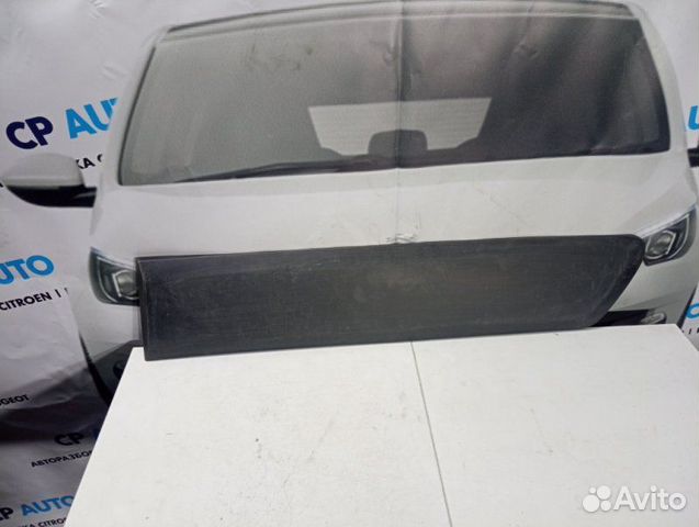 Молдинг двери задний левый Citroen Berlingo B9