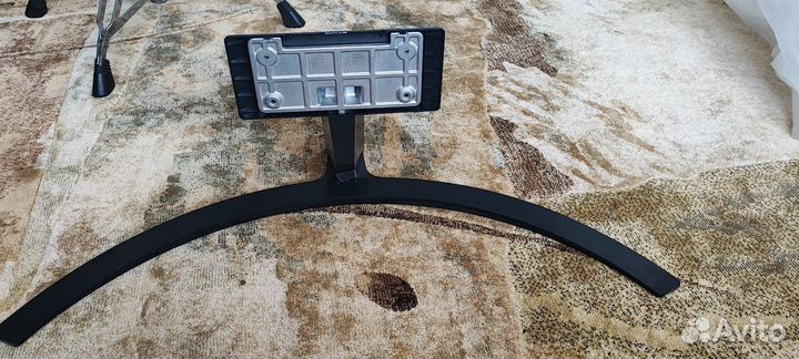 Подставка под телевизор LG 75 диагональ