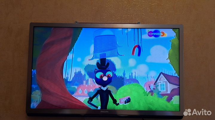 Телевизор Phillips 32