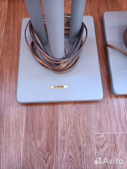 Стойки под акустику