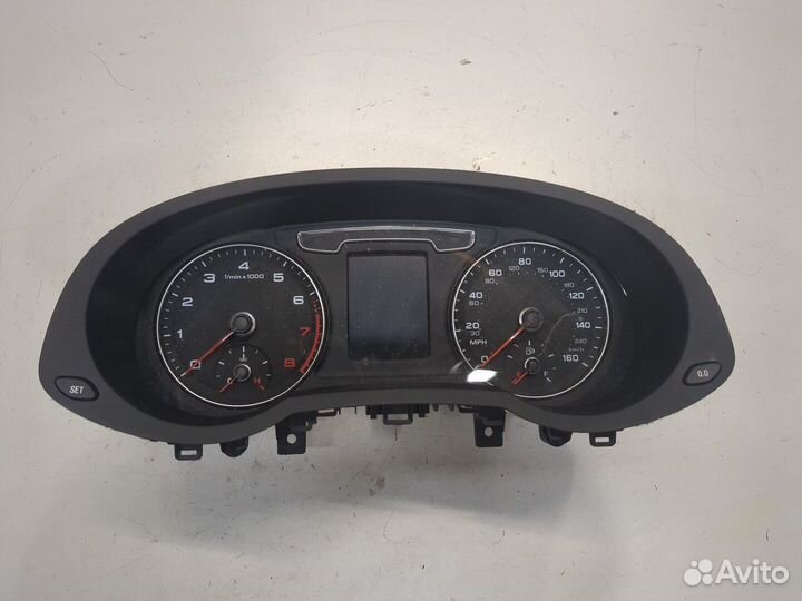 Щиток приборов Audi Q3, 2018