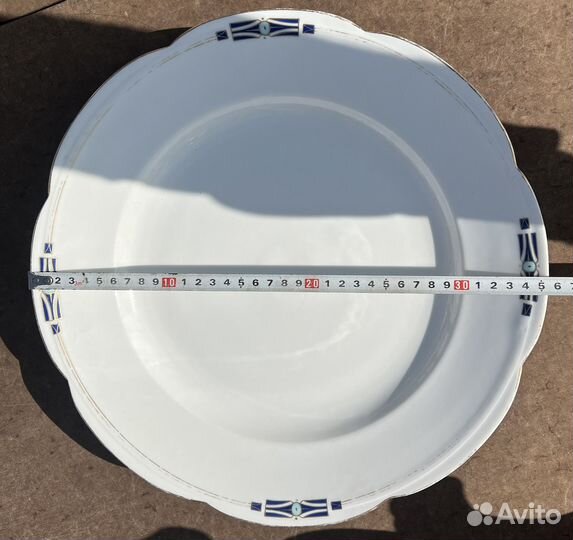 Большое блюдо Т-ва И.С. Кузнецова 19в