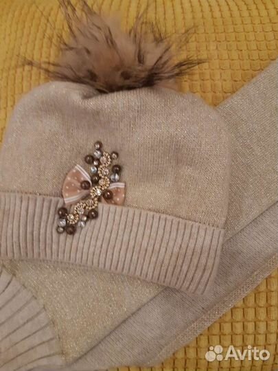 Комплект шапка и шарф для девочки