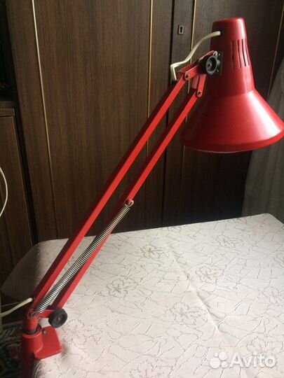 Лампа настольная