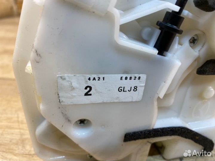 Замок двери передний правый Mazda Mazda6 GJ 2.2