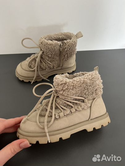Ботинки сапожки угги Zara 25