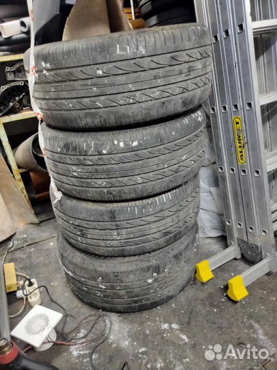Bridgestone Dueler H/L 285/50 R18