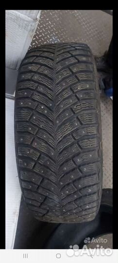 Michelin X-Ice North 3 215/55 R16