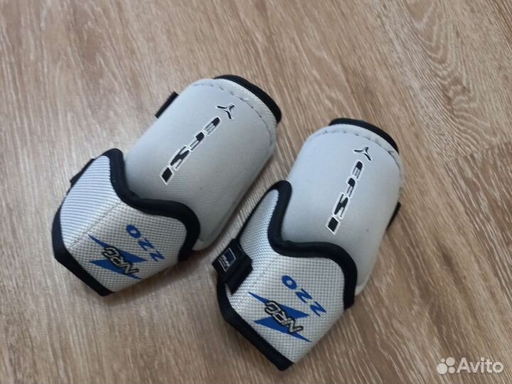 Нагрудник/Налокотники/Защита