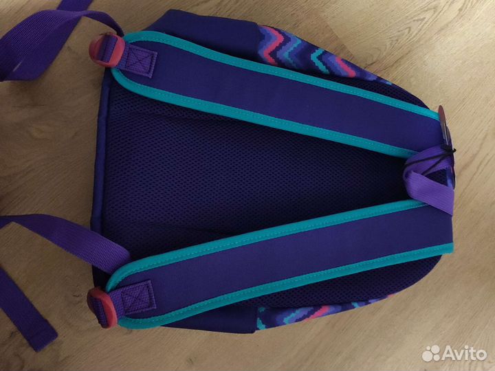 Рюкзак школьный