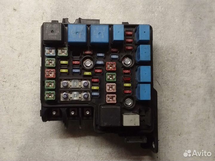 Блок предохранителей Киа Сид 1.6D 07г
