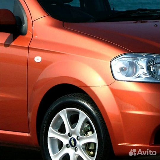Крыло переднее правое в цвет Chevrolet Aveo T250