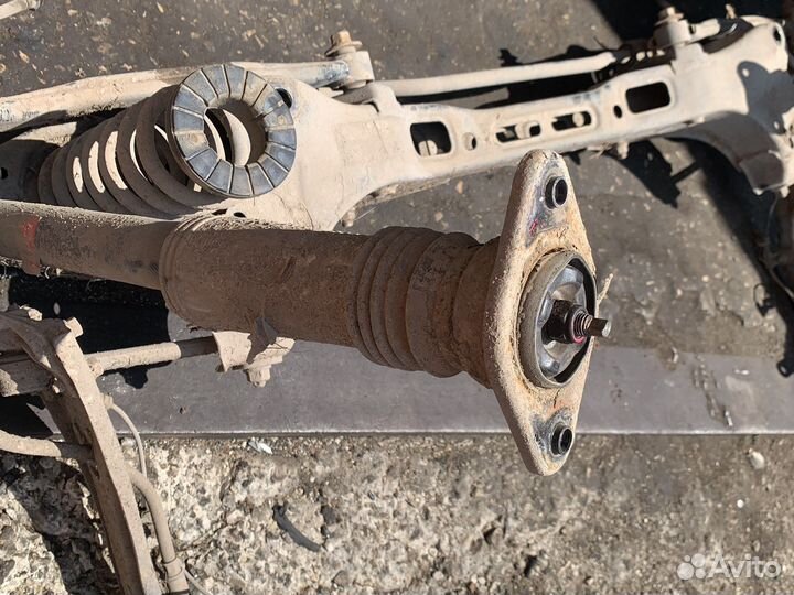 Задняя балка kia sportage 3