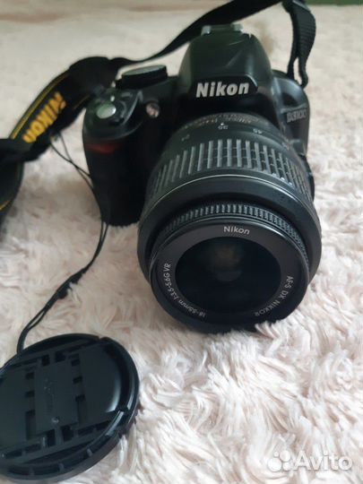 Nikon D3100 DX 18-55mm