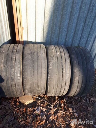 Pirelli P Zero 255/35 R19 98H