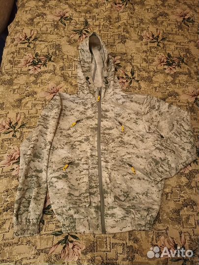 Костюм камуфляжный на мальчика 152-158