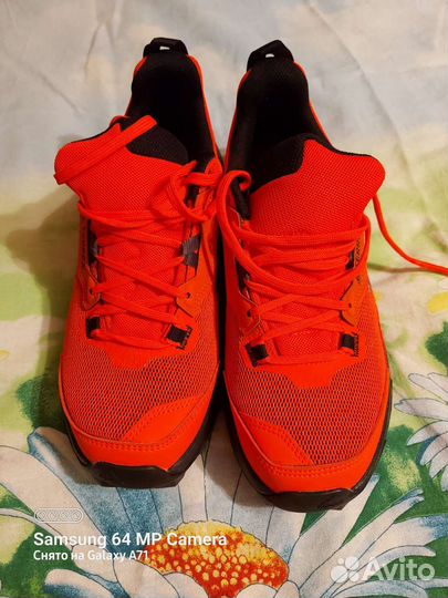 Adidas мужские кроссовки новые